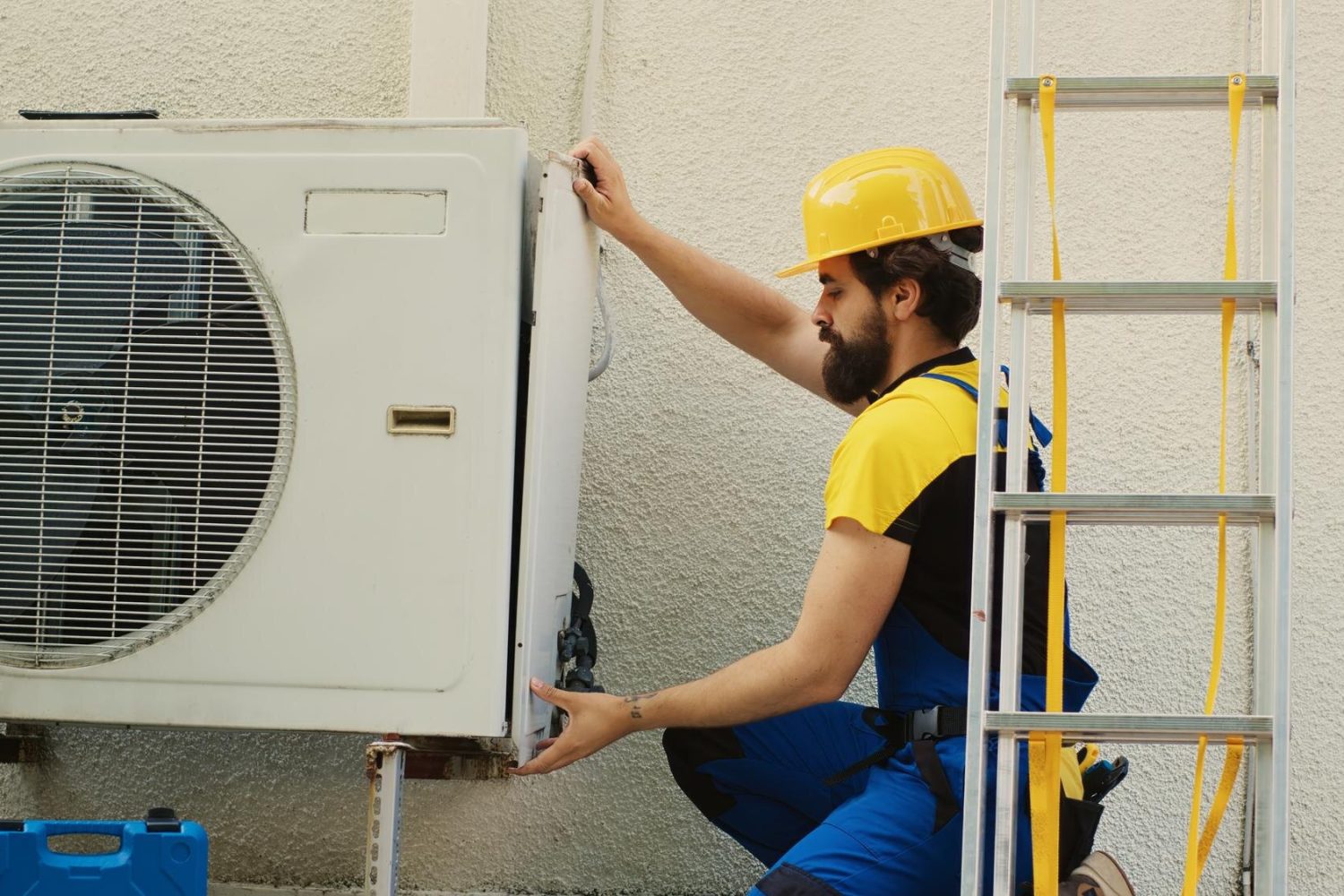 wireman-dissasembling-air-conditioner_482257-91015